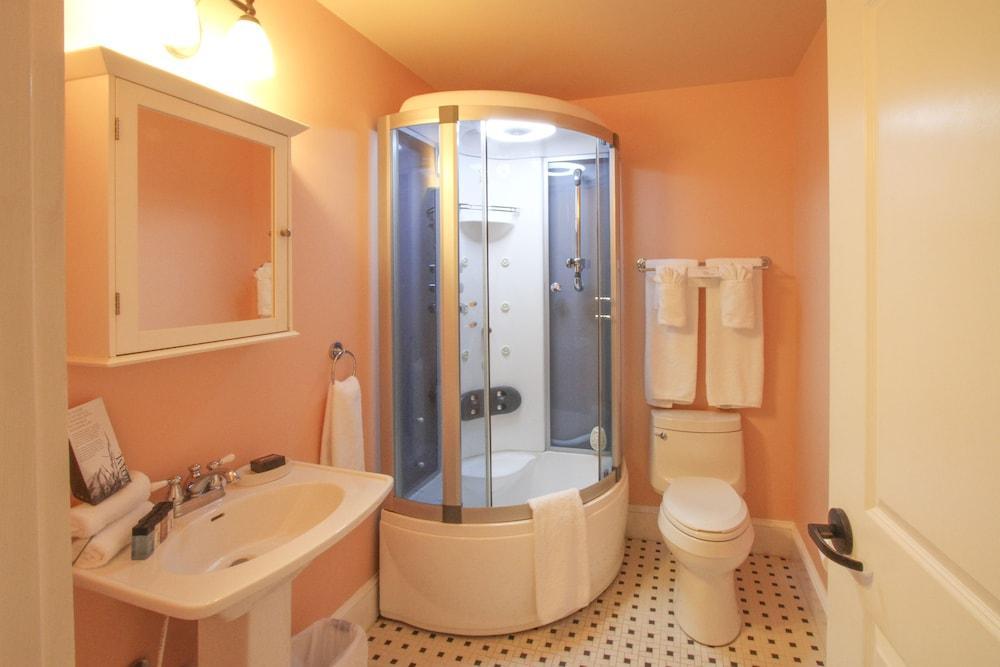 Beach Spa Bed & Breakfast 버지니아비치 외부 사진