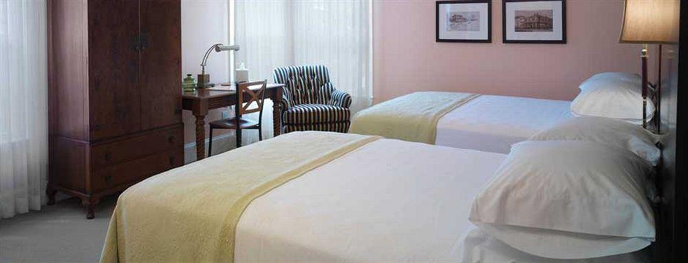 Beach Spa Bed & Breakfast 버지니아비치 외부 사진