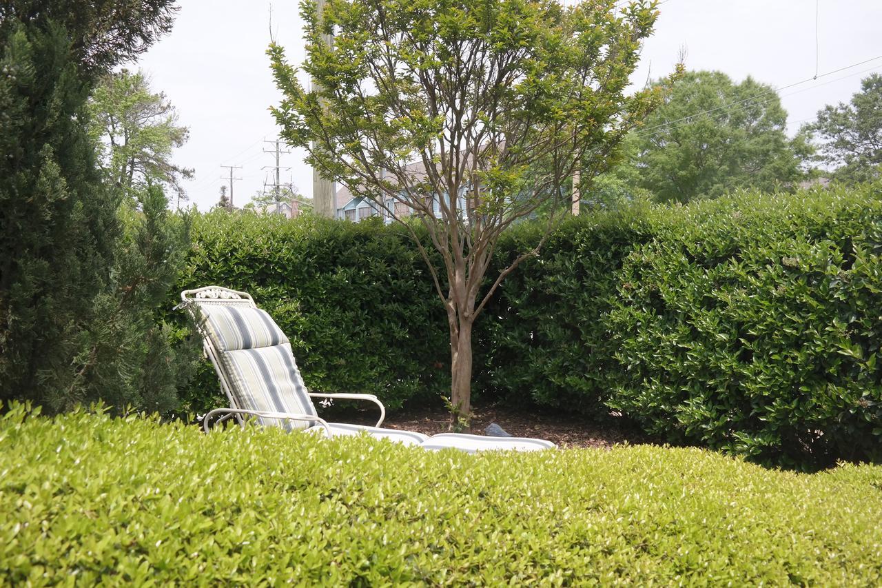 Beach Spa Bed & Breakfast 버지니아비치 외부 사진