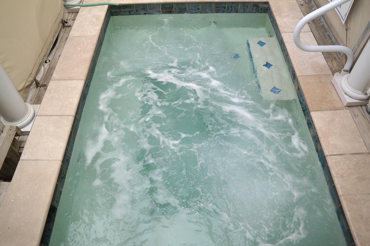 Beach Spa Bed & Breakfast 버지니아비치 외부 사진