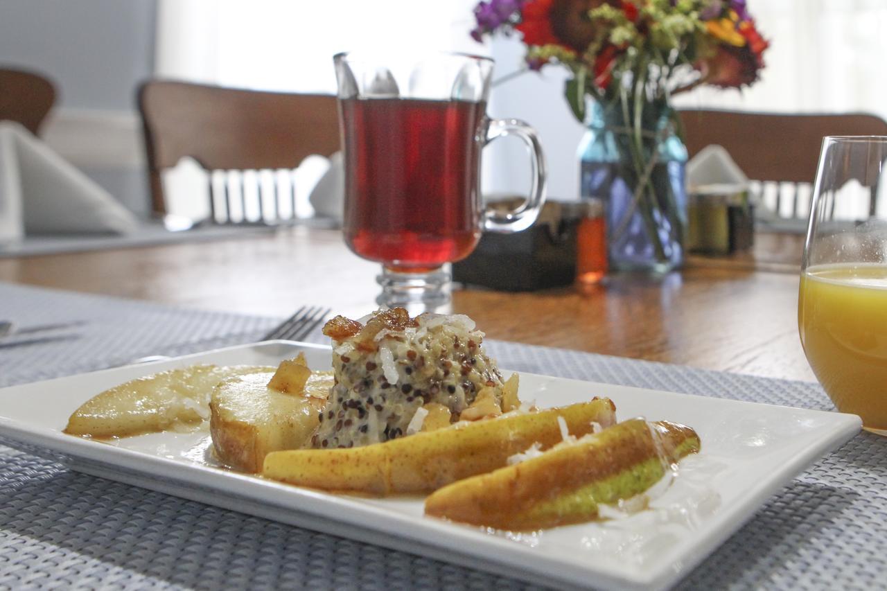Beach Spa Bed & Breakfast 버지니아비치 외부 사진