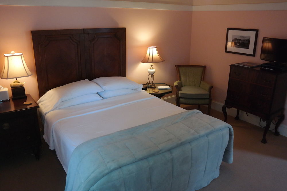 Beach Spa Bed & Breakfast 버지니아비치 외부 사진