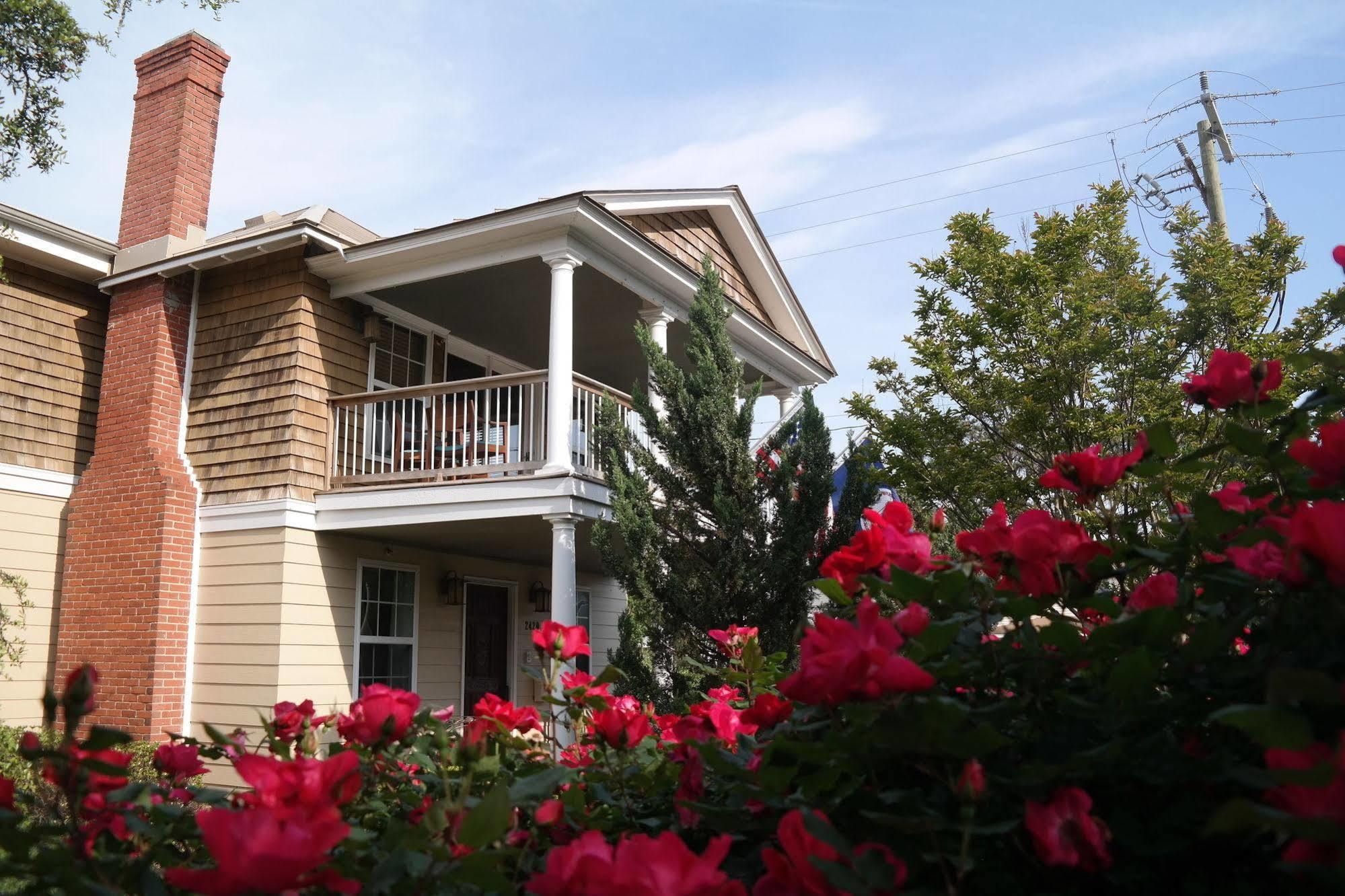 Beach Spa Bed & Breakfast 버지니아비치 외부 사진